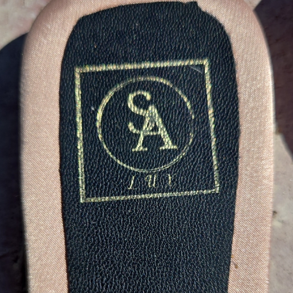 Elegant Embellished Flats in Rose Gold - Picture 3 of 7